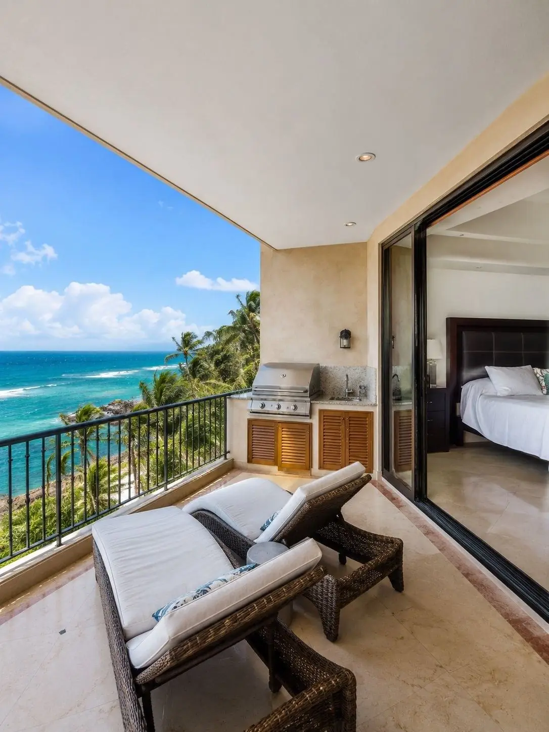 Penthouse 2 terrace